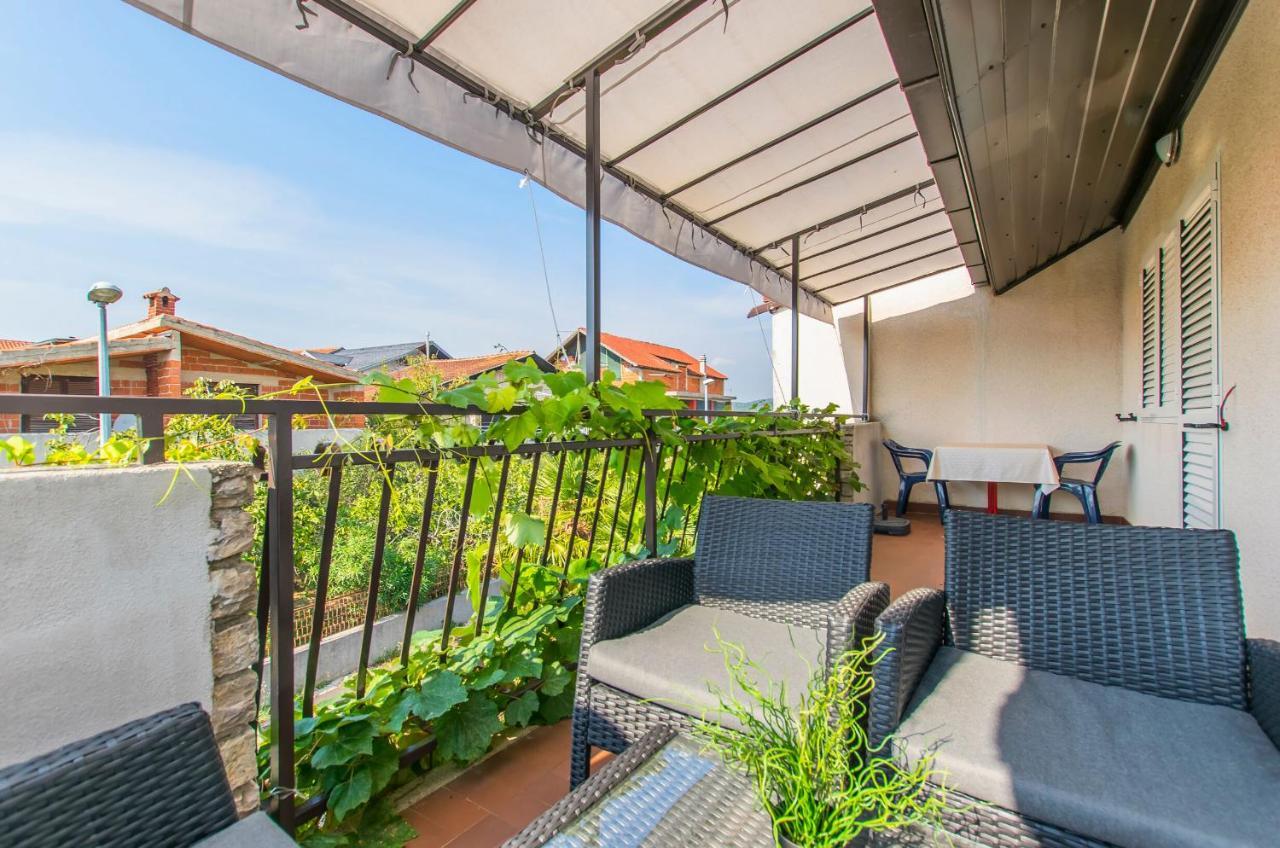 Apartments Andrija Pirovac Εξωτερικό φωτογραφία