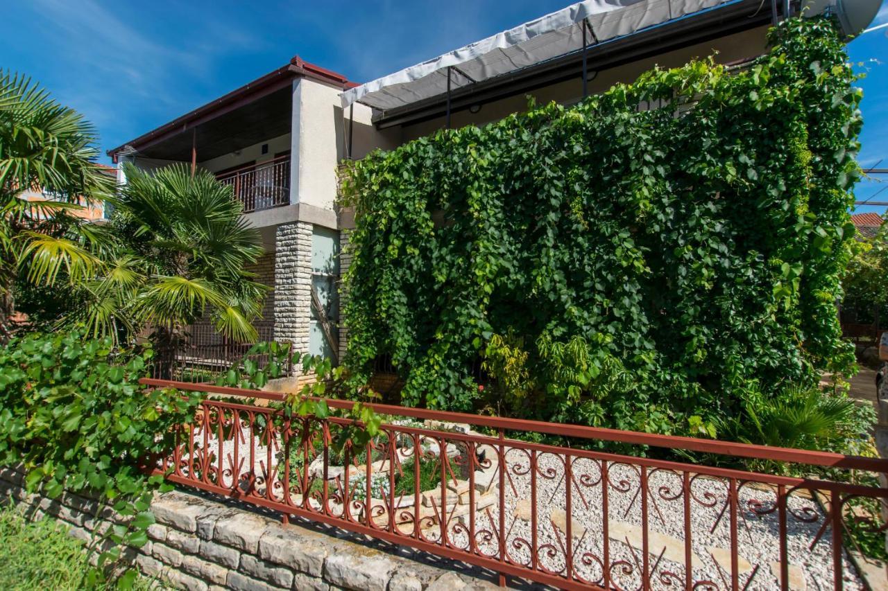 Apartments Andrija Pirovac Εξωτερικό φωτογραφία